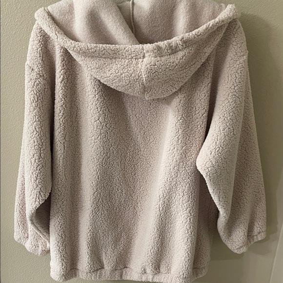 Aerie Cream Sherpa Jacket - Picture 5 of 5
